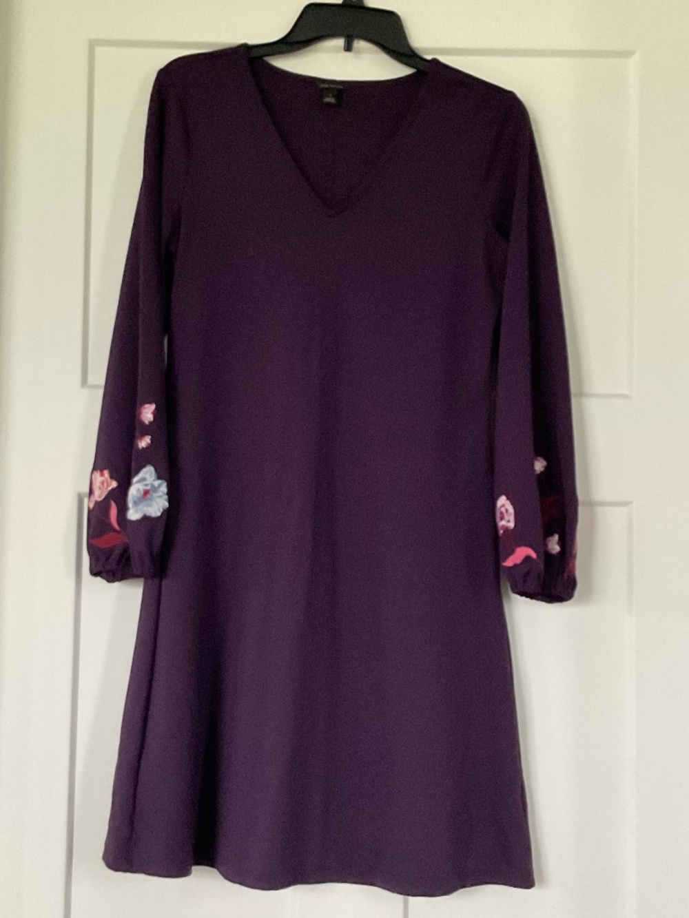 Ann Taylor Plum Flowy Dress Embroidered Floral Puffy Long Sleeves Size S